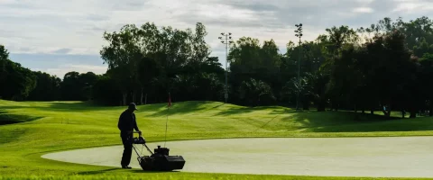 golf_mowing green